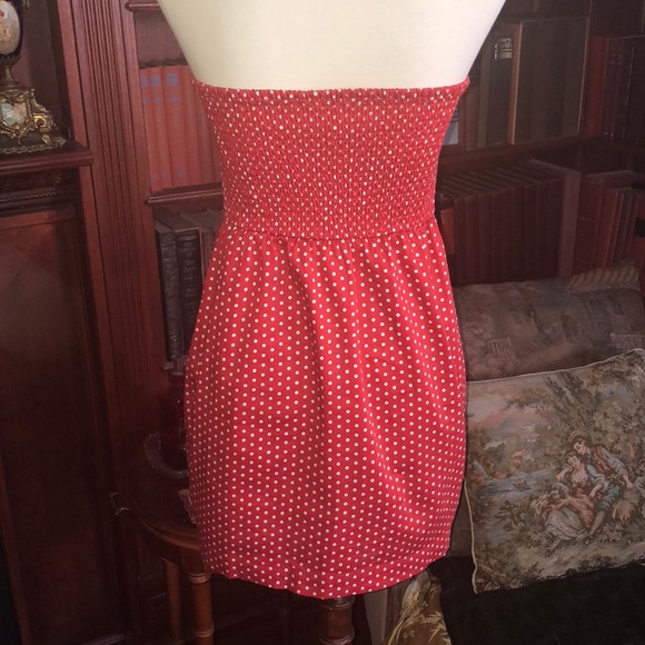 Red and White Polka-dot Strapless Dress - Picture 3 of 8